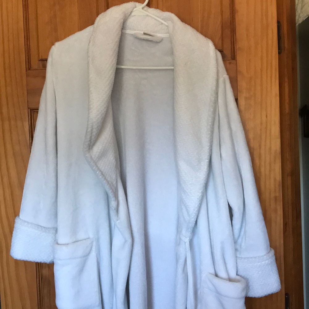 Sonoma robe